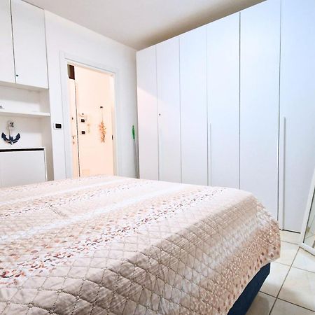Апартаменты Casa Nicole A Сан-Бенедетто-дель-Тронто Экстерьер фото